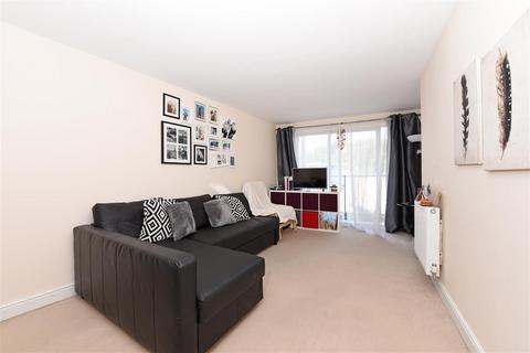 2 bedroom apartment to rent, Brand House, Farnborough GU14