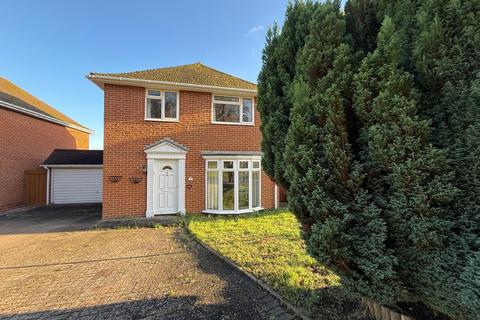 4 bedroom detached house for sale, Barleycorn Drive, Rainham