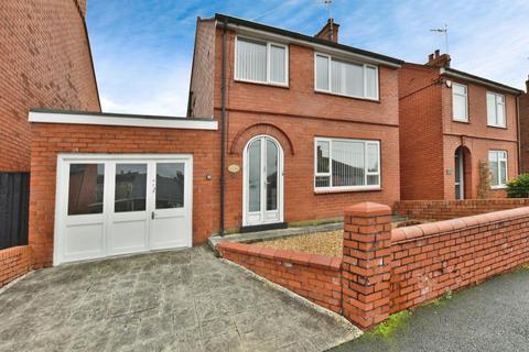 3 bedroom semi-detached house for sale, 23 Bryn Glas, Rhosllanerchrugog, LL14