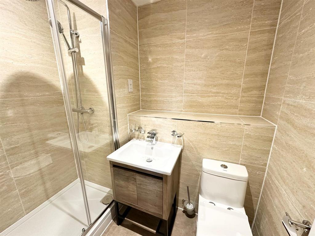 Ensuite Shower Room