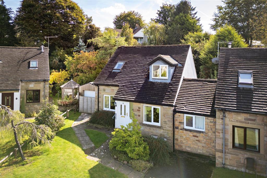 16 Manor Close