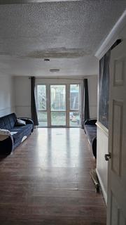 4 bedroom end of terrace house to rent, Ludwick Mews, London SE14