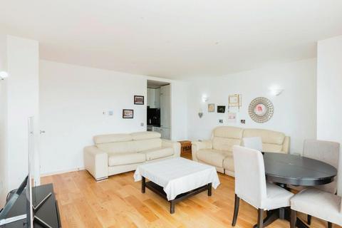 1 bedroom apartment to rent, New Providence Wharf, Fairmont Avenue, London, E14