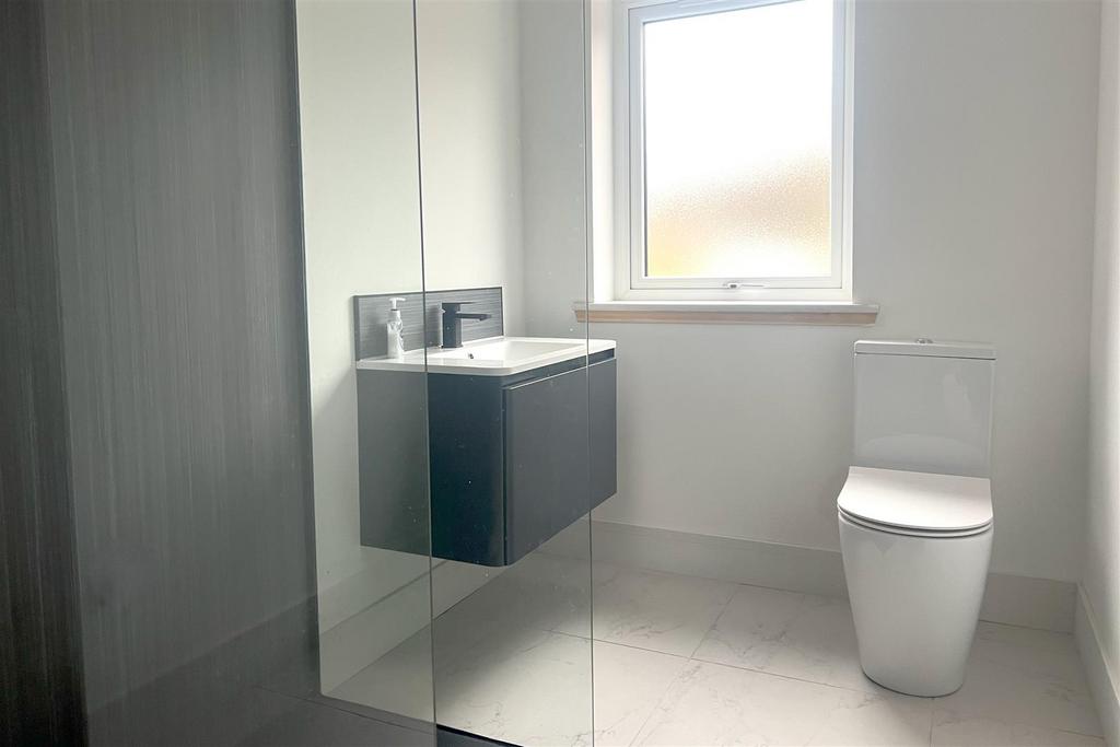 En suite shower room