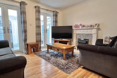 24 Cherry Tree Road, Axminster, EX13 5GQ