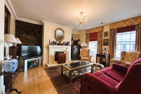 3 bedroom apartment for sale, Castle Street, Ludlow