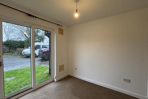 1 bedroom apartment to rent, Meadowcroft, New Road, Gillingham, SP8