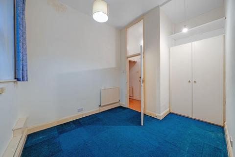 1 bedroom flat for sale, Auckland Road, Upper Norwood