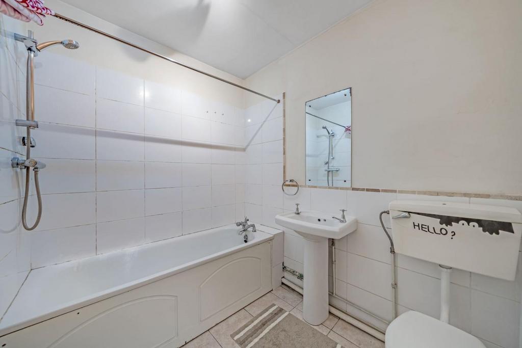 11 a21f81789   Prop WPen   NS   Flat 2, 39 Auckland