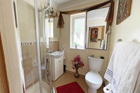 2 bedroom detached house to rent, Rhodanthe Road, Paignton TQ3