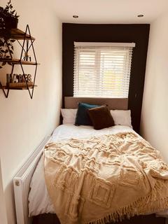 1 bedroom in a house share to rent, Watford WD24