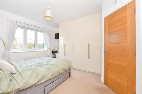 3 bedroom semi-detached house for sale, Cranborne Gardens, Crowborough, East Sussex