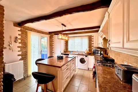 3 bedroom semi-detached bungalow for sale, Briercliffe Road, Burnley