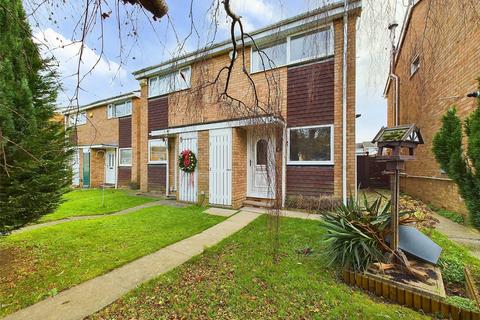 2 bedroom semi-detached house for sale, Redwood Close, Gloucester, Gloucestershire, GL1