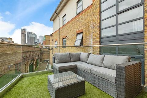 3 bedroom flat for sale, Drysdale Street, London N1