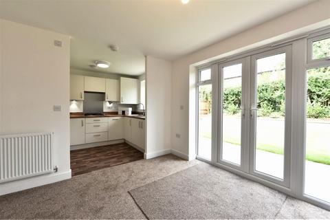 2 bedroom semi-detached bungalow to rent, Folly View Grove, Burscough, Ormskirk, Lancashire, L40 7AG