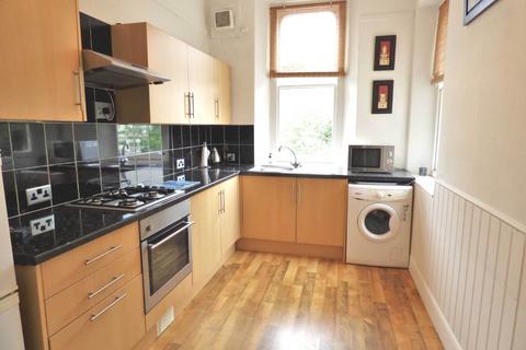 2 bedroom flat for sale, Arundell Road, Hillside