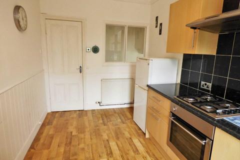 2 bedroom flat for sale, Arundell Road, Hillside