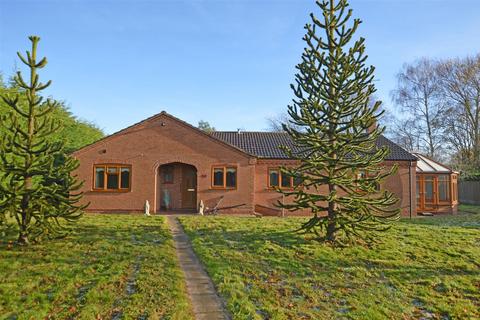 4 bedroom detached bungalow for sale, The Chase, Peterborough PE6