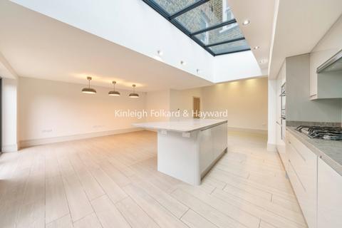 5 bedroom house to rent, Knighton Park Road London SE26