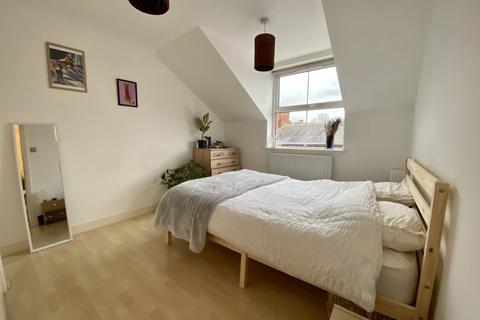 2 bedroom flat to rent, Whitechapel Street, Didsbury, Manchester, M20