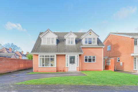 4 bedroom detached house for sale, Bullivents Close, Bentley Heath, B93