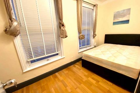 1 bedroom maisonette to rent, Bickley St, London, London