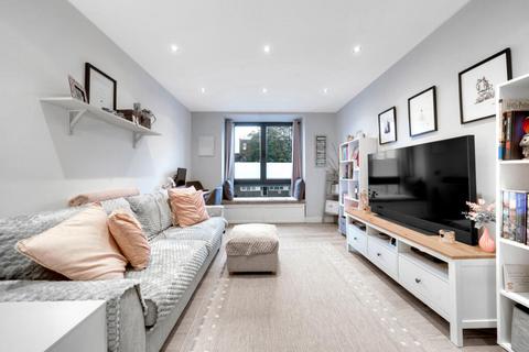 1 bedroom flat for sale, West Green Road, London N15