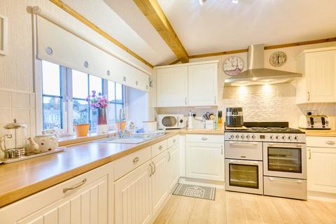 2 bedroom park home for sale, Wolds Retreat, Fonaby, Caistor, Market Rasen  LN7