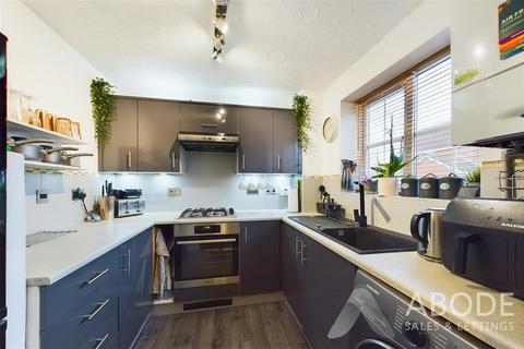 2 bedroom townhouse for sale, Kingsway, Burton-On-Trent DE14