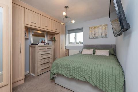 26 Bracken Way, Elland, HX5 9QH