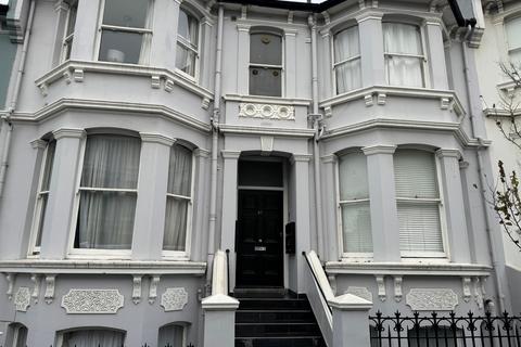 Studio to rent, Eaton Place, Brighton BN2