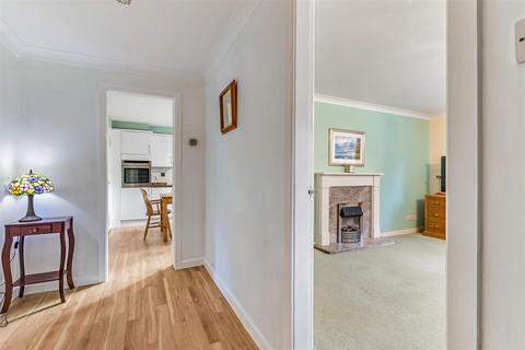 2 bedroom apartment for sale, Albany Walk, Ilkley LS29