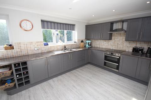 4 bedroom detached house for sale, Muirfield , Whitley Bay, Tyne and Wear, NE25 9HY