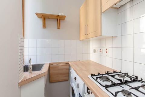 1 bedroom flat to rent, Chalmers Buildings, Fountainbridge, Edinburgh