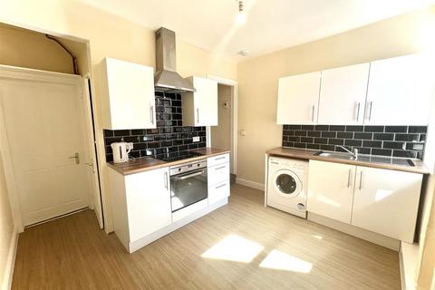 2 bedroom terraced house to rent, Scott Street, York,