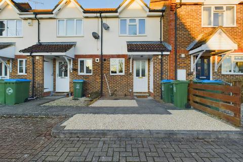 2 bedroom terraced house for sale, Bittern Way, Aylesbury HP19