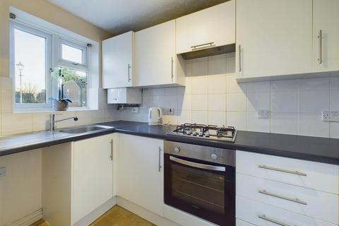 17 Bittern Way, Aylesbury, HP19 0WP