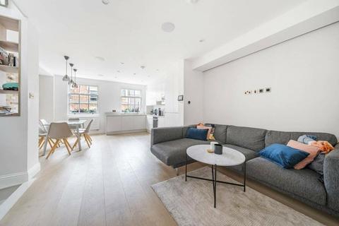 3 bedroom apartment to rent, Windmill Street, London, W1T