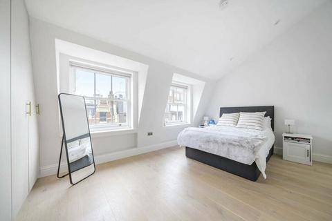 3 bedroom apartment to rent, Windmill Street, London, W1T