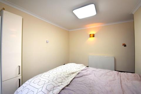 1 bedroom property to rent, 9 Fairview Crescent, Harrow HA2