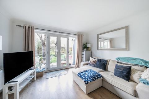 2 bedroom apartment for sale, Uxbridge Road, Rickmansworth, Hertfordshire