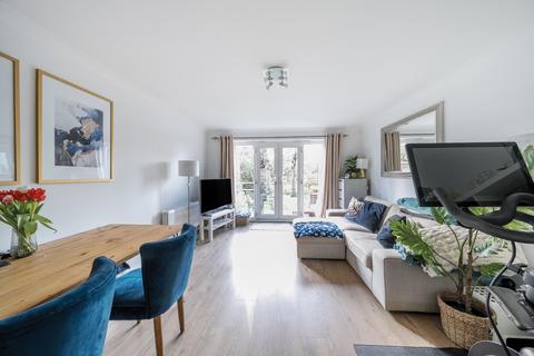 2 bedroom apartment for sale, Uxbridge Road, Rickmansworth, Hertfordshire