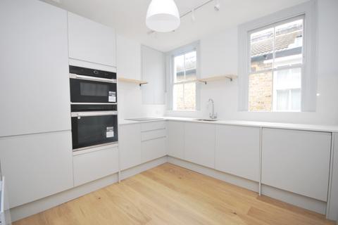 2 bedroom flat to rent, Tintagel Crescent Dulwich SE22