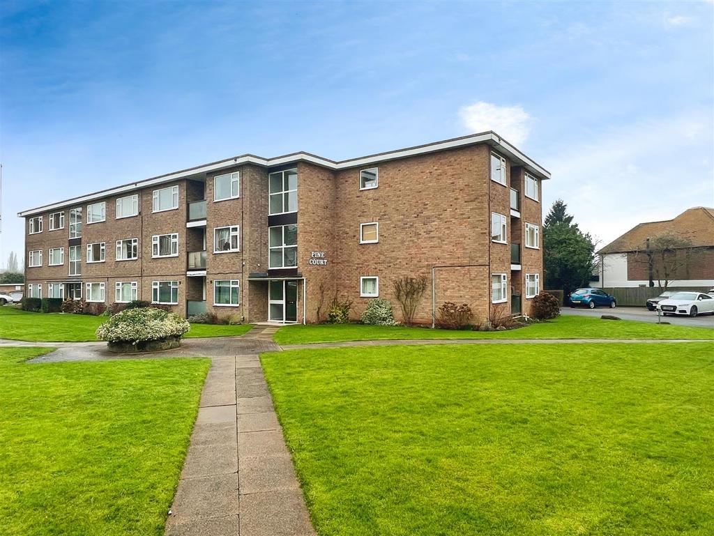 Pine Court Front .jpeg