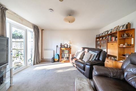 2 bedroom terraced house for sale, Brickett Close, Ruislip