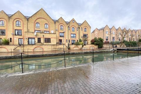 2 bedroom terraced house to rent, Waterman Way, London, E1W