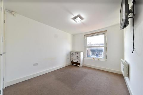 1 bedroom flat to rent, High Street, Stevenage