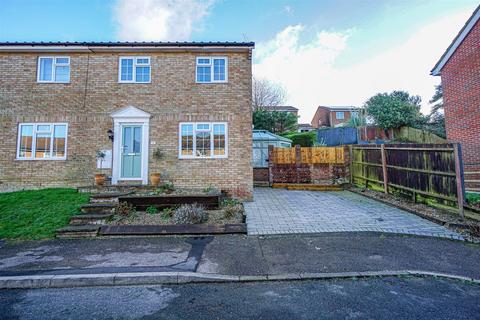 3 bedroom semi-detached house for sale, Muirfield Rise, St. Leonards-On-Sea