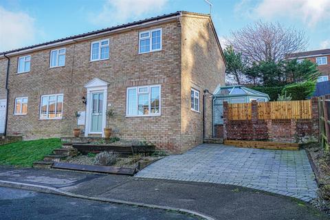 3 bedroom semi-detached house for sale, Muirfield Rise, St. Leonards-On-Sea